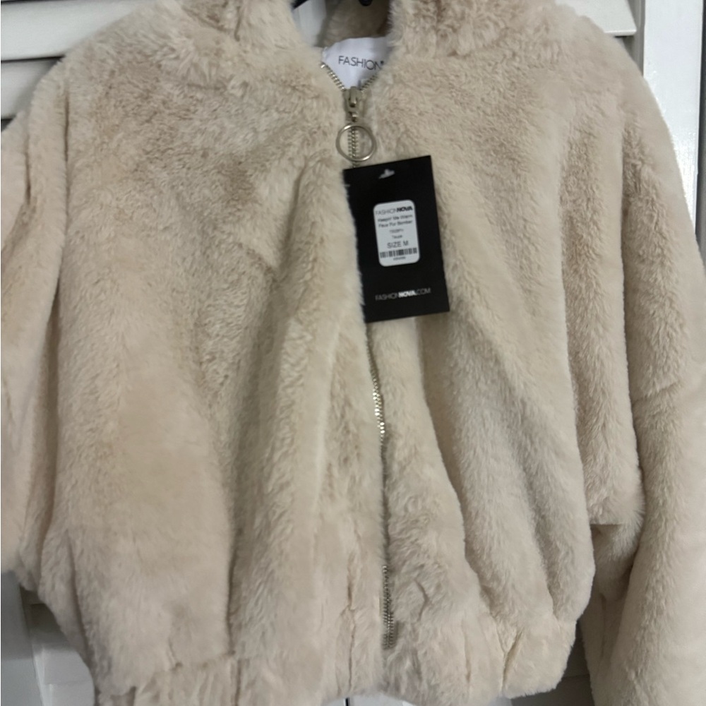 Fashion Nova Faux Fur Bomber Color Taupe Size M